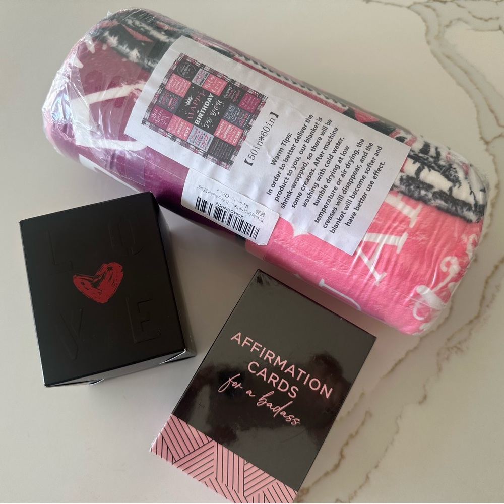 Happy Birthday - Gift Set of 3 
Cozy Throw Blanket, Candle & Affirmation Cards!!